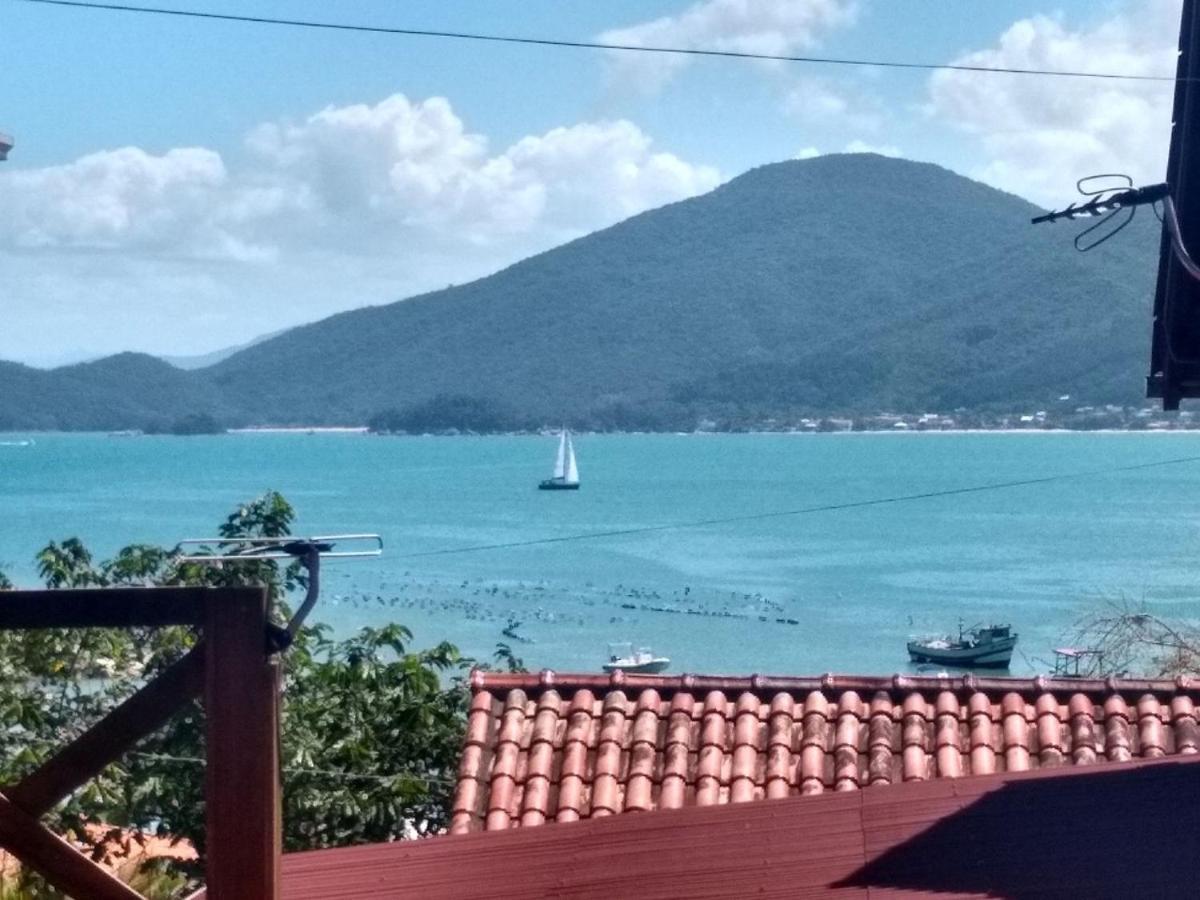Sossego à 140 m da praia com vista para o mar na Armação da Piedade Governador Celso Ramos Esterno foto